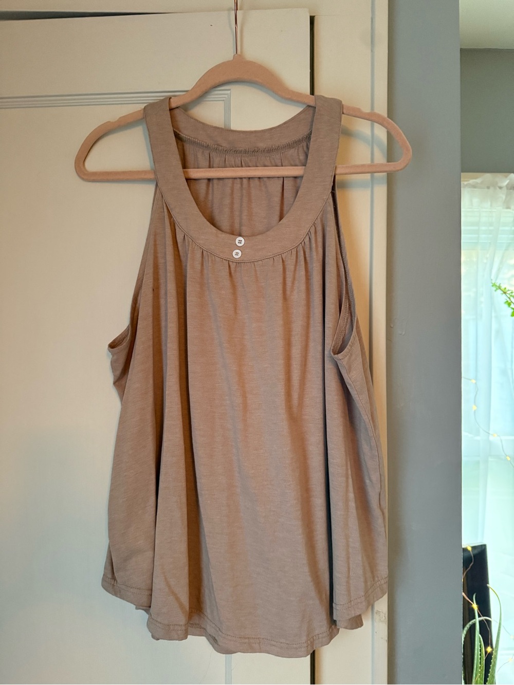Relaxed Scoop Neck Tank Top in Taupe